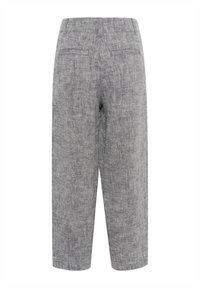 Harmaat pellavasta valmistetut culottes-housut, joissa on rento leikkaus. Takana on kaksi taskua ja kangas on teksturoitu. Polkka pituus, monipuolinen erilaisiin asukokonaisuuksiin.