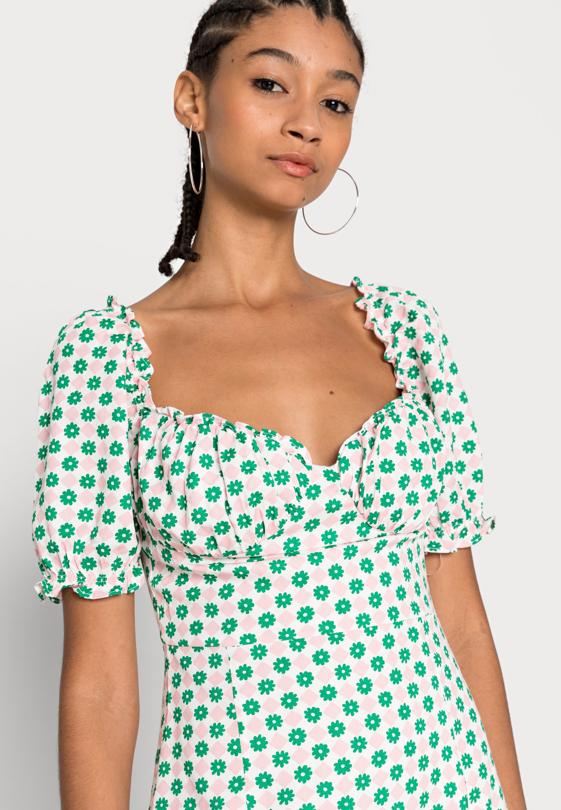 Glamorous PUFF SLEEVE BUST CUP NOTCH 