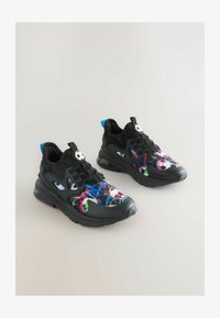 Non sélectionné, black football