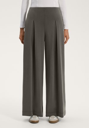 SOFT-TOUCH WIDE-LEG PLEATED - Pantaloni - grey