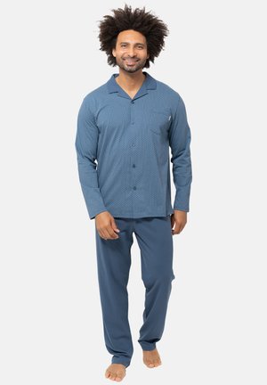 Blaue gemusterte Schlafanzug-Set mit langärmliger Knopfleiste-Oberbekleidung und passenden Hosen, ausgestattet mit einer Brusttasche und weichem Stoff.