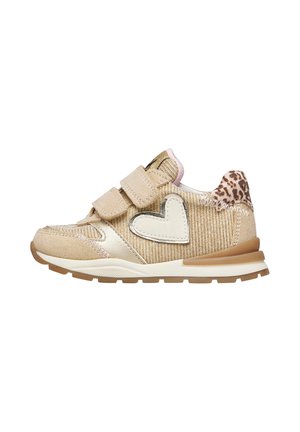 Sneaker per bambini in oro e beige con cinturini in velcro, accento a forma di cuore e stampa leopardata sul tallone. Caratterizzato da tessuto testurizzato e suola in gomma.