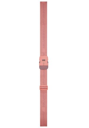 Pink verstellbarer Gepäckgurt mit eingebautem dreistelligem Zahlenschloss und "American Tourister"-Branding entlang des Gurtes.
