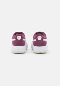 Puma MAYU - Tossud - grape wine/white/vaporous gray
