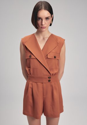 adL CATHERINE - Waistcoat - light brown