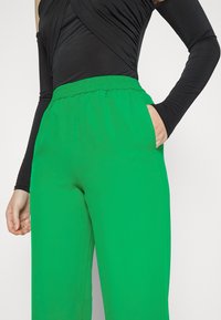 JJXX JXPOPPY - Calças - jolly green