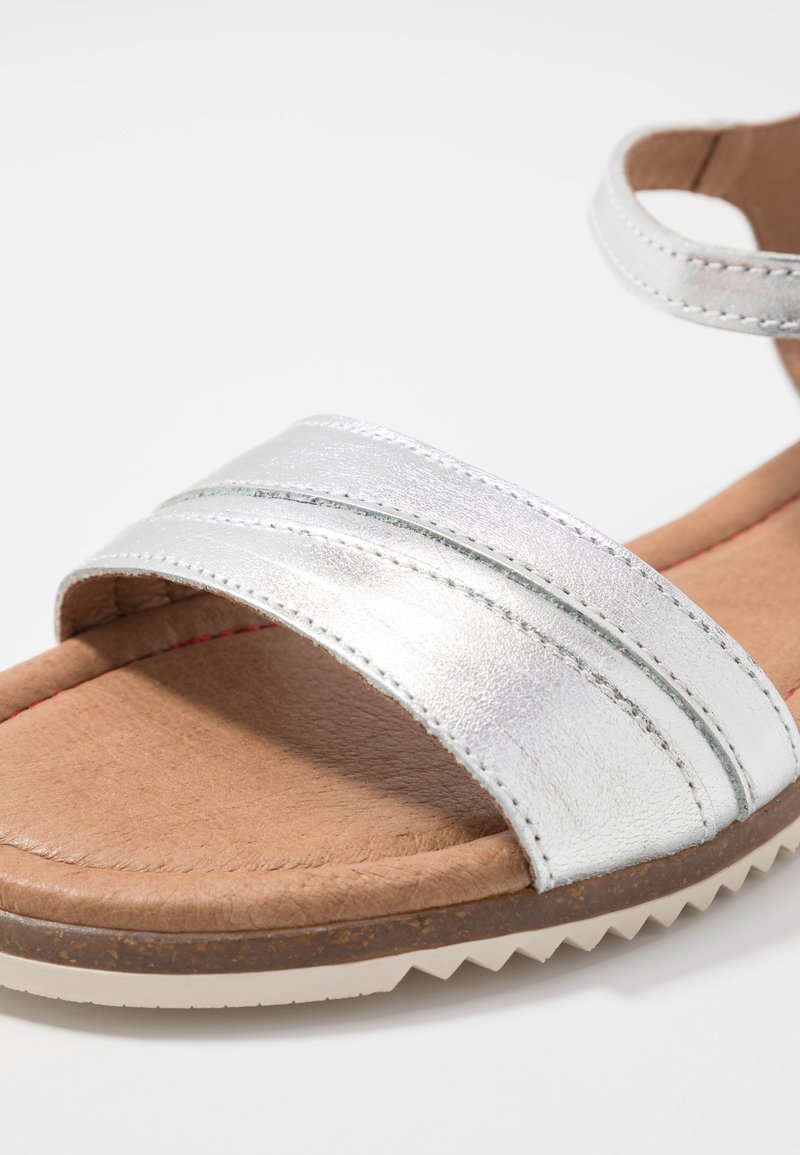 Sandals silver-coloured (Pre-owned) Zalando