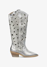 Sélectionné, plateado