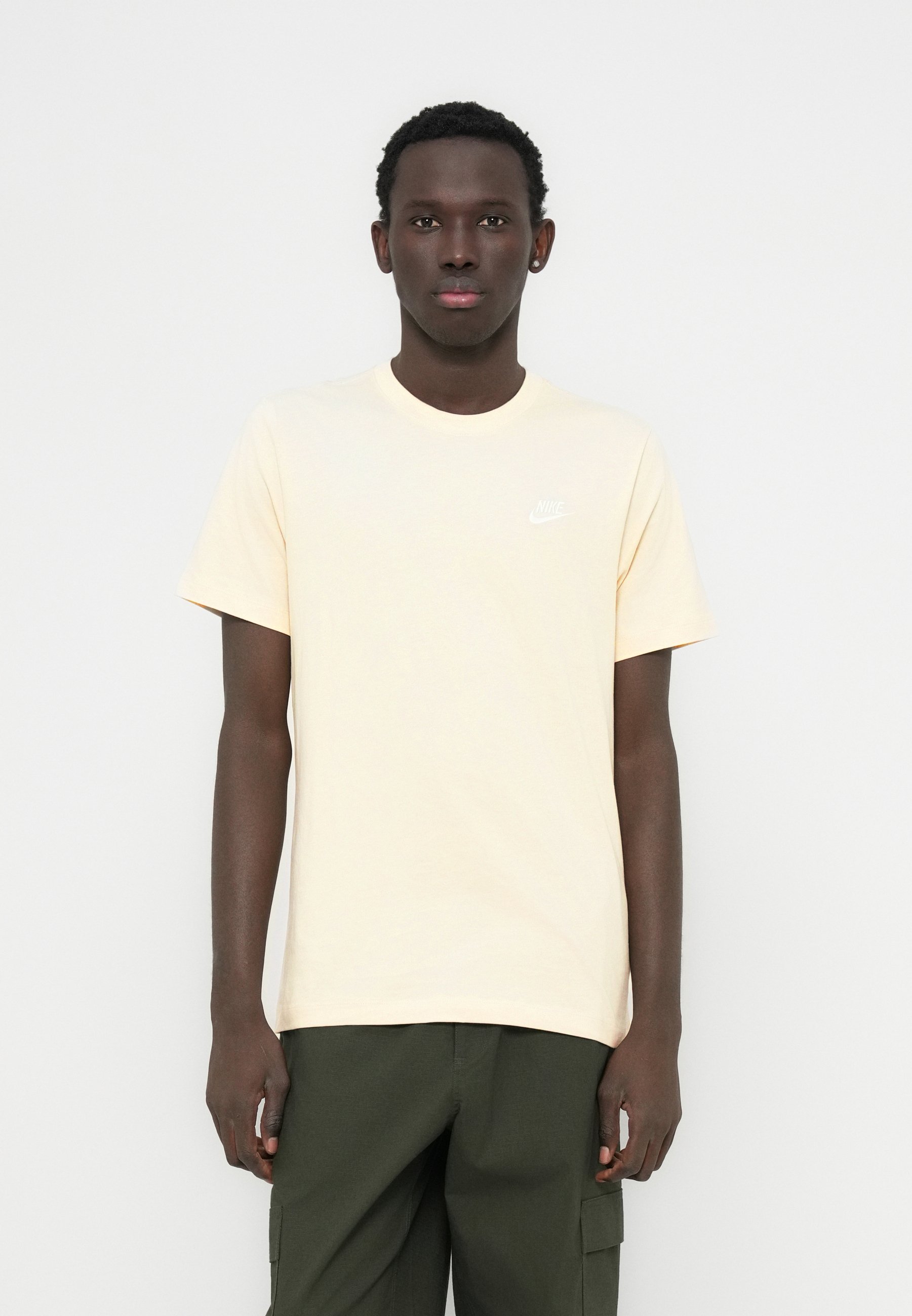 nike club t shirt khaki