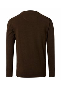 Brauner Pullover mit langen Ärmeln, gestrickte Textur, Rundhalsausschnitt, gerippte Bündchen und Saum, glattes Gewebe ohne Muster oder sichtbare Beschläge.