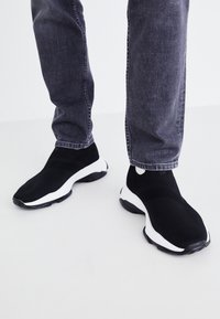FLEXX - Sportcipő - black