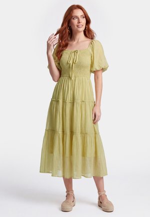 usha, Robe de jour - green