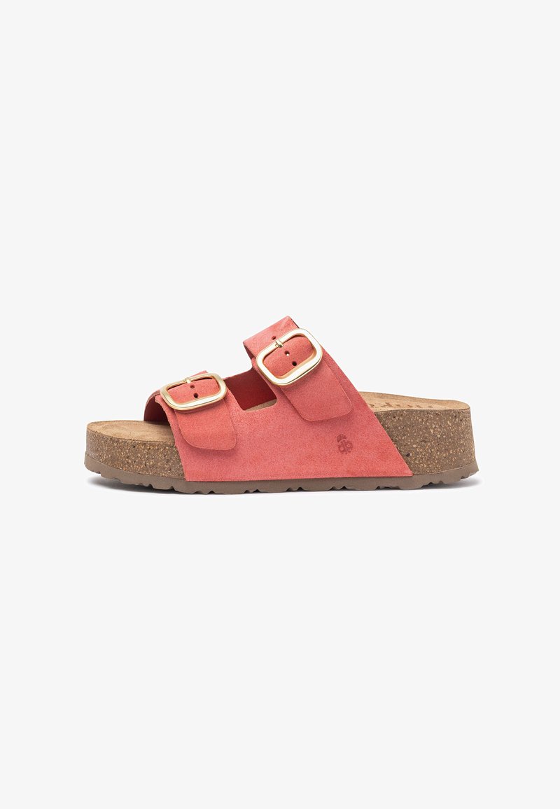 Sandalias de ante rosa con dos correas ajustables con hebillas doradas, plantilla de corcho y suela de goma texturizada.
