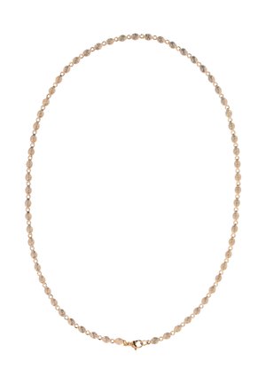 Złoty łańcuszek z małymi owalnymi teksturowanymi ogniwami i zapięciem typu lobster na białym tle.