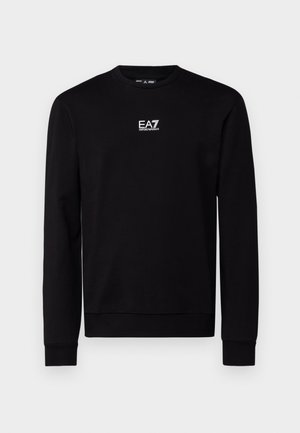 Sweatshirt preto feito de tecido suave, com gola redonda, mangas longas e um pequeno logo EA7 branco no peito. Ajuste clássico.