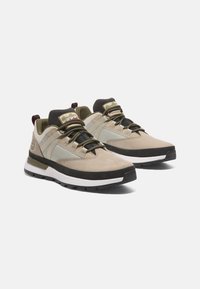 Timberland EURO TREKKER - Matalavartiset tennarit - light taupe nubuck
