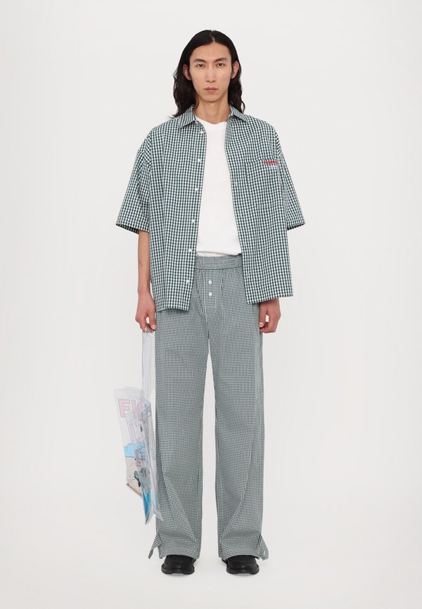 GINGHAM LOGO TROUSERS UNISEX - Trousers