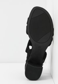 Marco Tozzi Riemensandalette - black