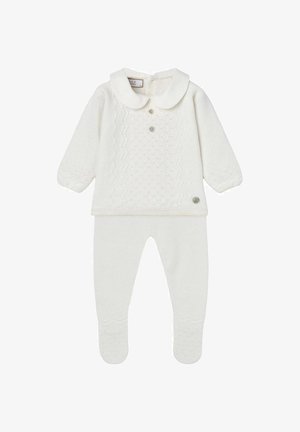 Barboteuse blanche en tricot pour bébé avec manches longues, motif texturé, col claudine et pieds couverts.