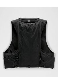 Chaleco atlético negro con una superficie texturizada, escote de malla transpirable, dos bolsillos con cremallera y cordones ajustables en el dobladillo.