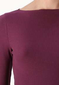 Abercrombie & Fitch SLASH TEE - Μπλούζα με μακριά μανίκια - grape wine