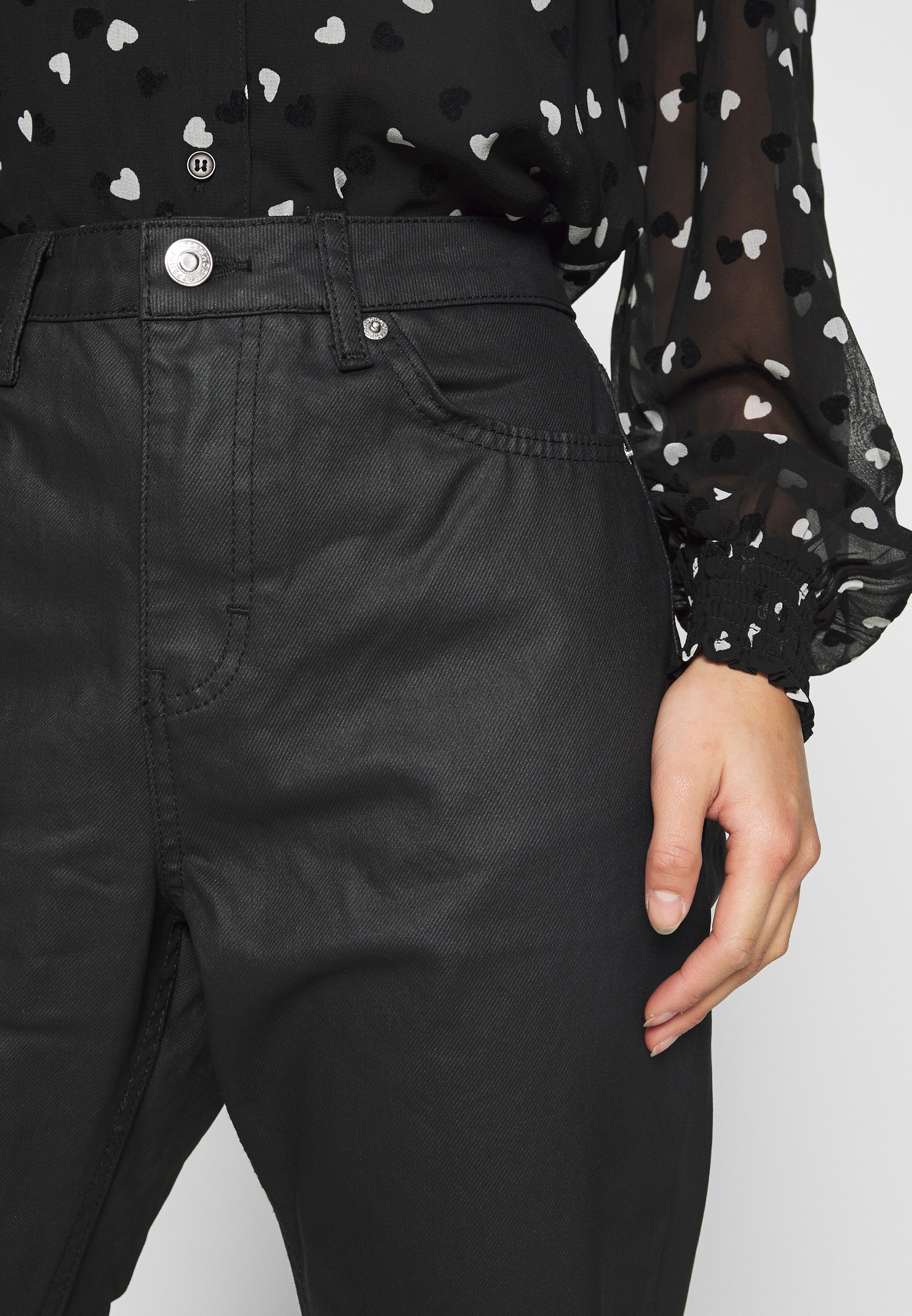 mom fit jeans petite