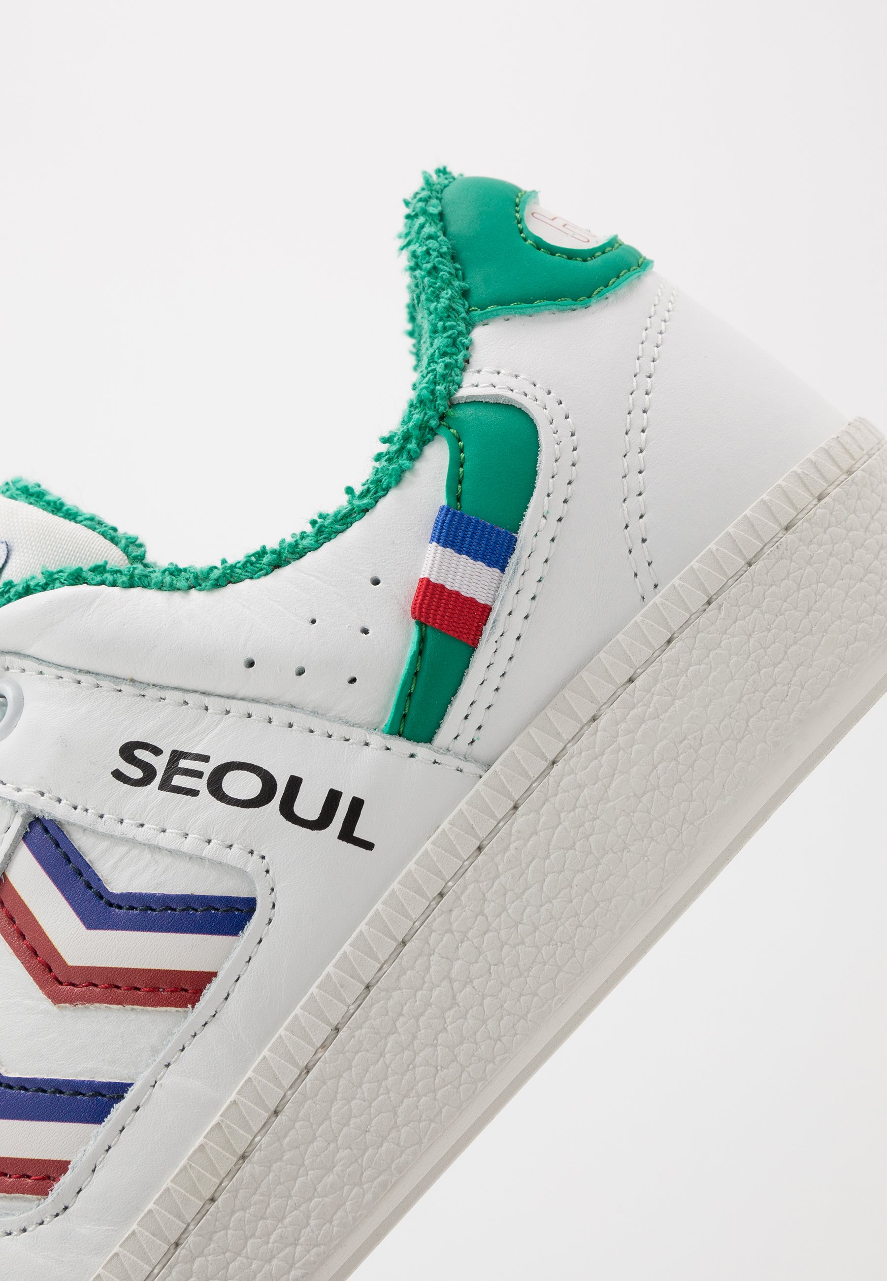 Hummel SEOUL - Trainers - marshmallow 