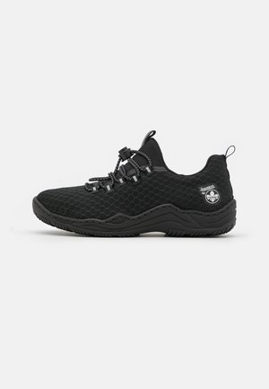 Trainers - schwarz/clear