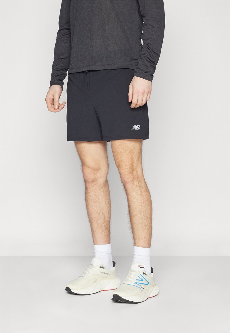 New Balance - SPORT ESSENTIALS LINED SHORT 5" - Športne kratke hlače - black, Povečajte