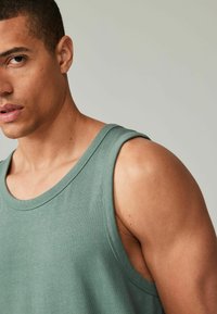 Next FIT HEAVYWEIGHT REGULAR FIT - Linne - sage green