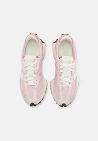 New Balance WS327 - Baskets basses - hazy rose