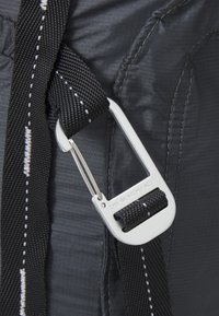 The North Face FLYWEIGHT DUFFEL UNISEX - Αθλητική τσάντα - asphalt grey/black