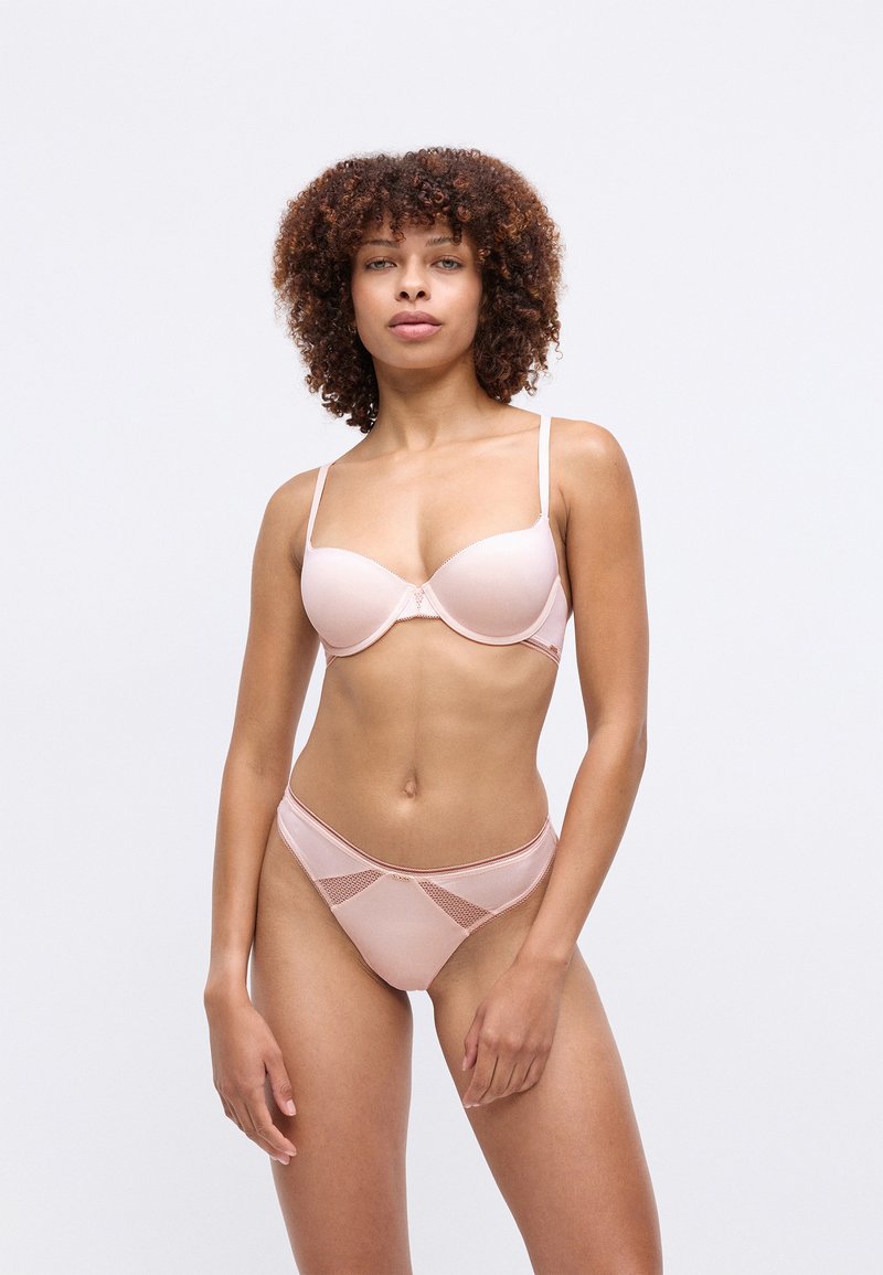 Soutien-gorge sans armature Lise Charmel Charme Secret (Charme noir