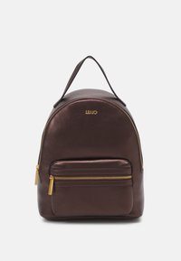 Ausgewählt, brown stone met