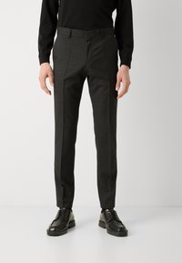 BOSS HOUSTON SET - Kostiumas - black