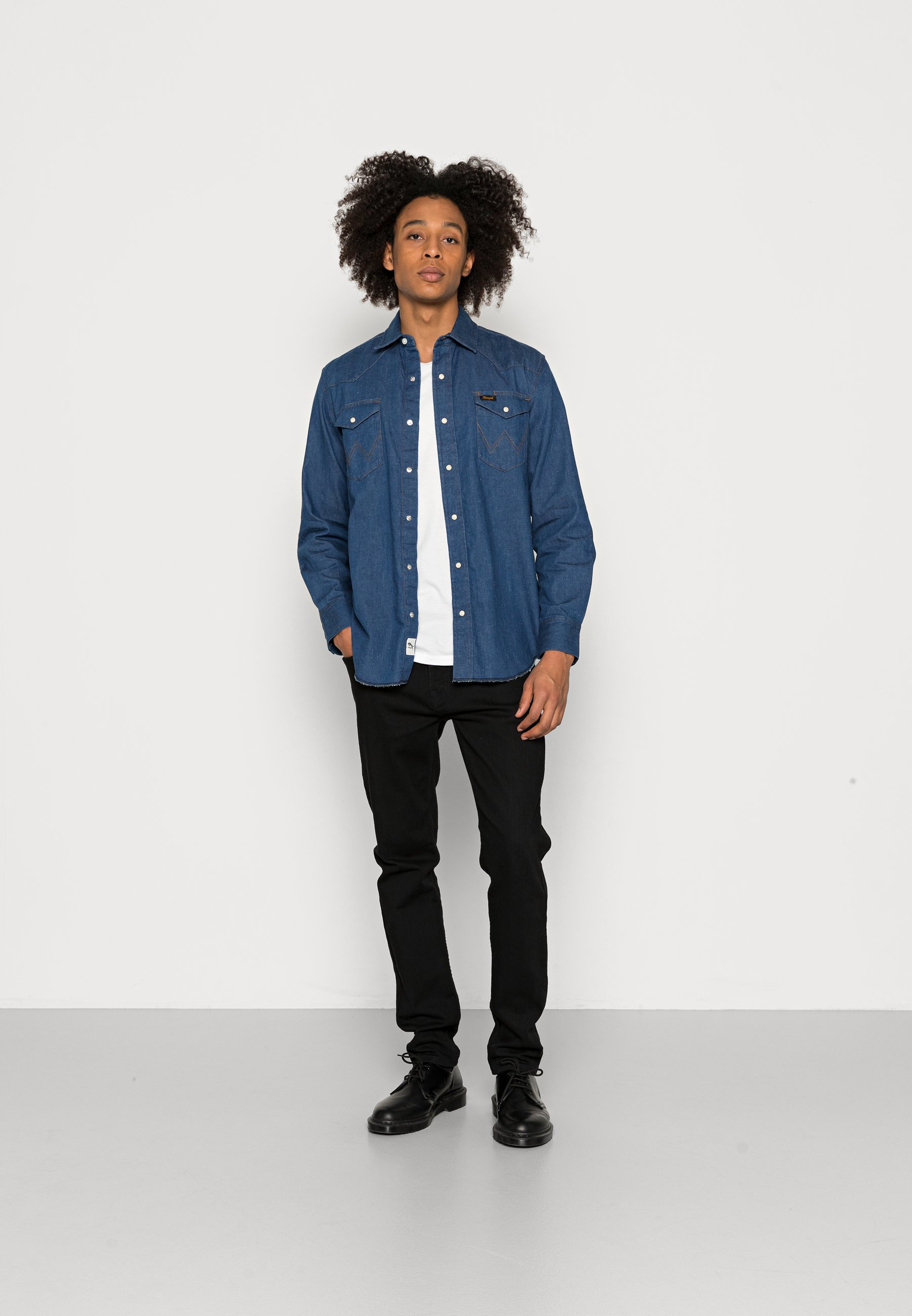 Wrangler HERITAGE - Shirt - mid hemp 