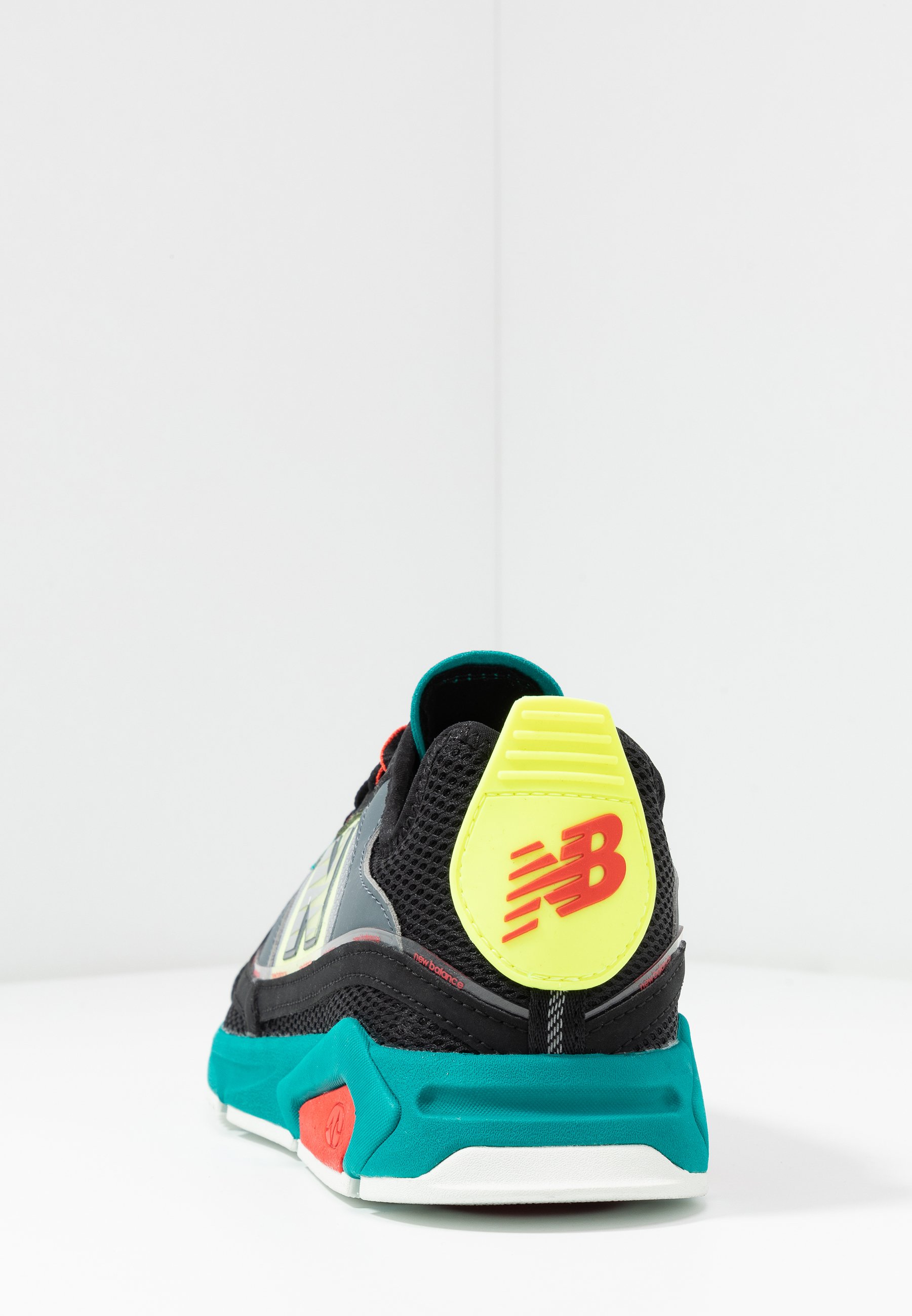 New Balance X-RACER - Sneakers laag - green/black/Zwart - Zalando.nl