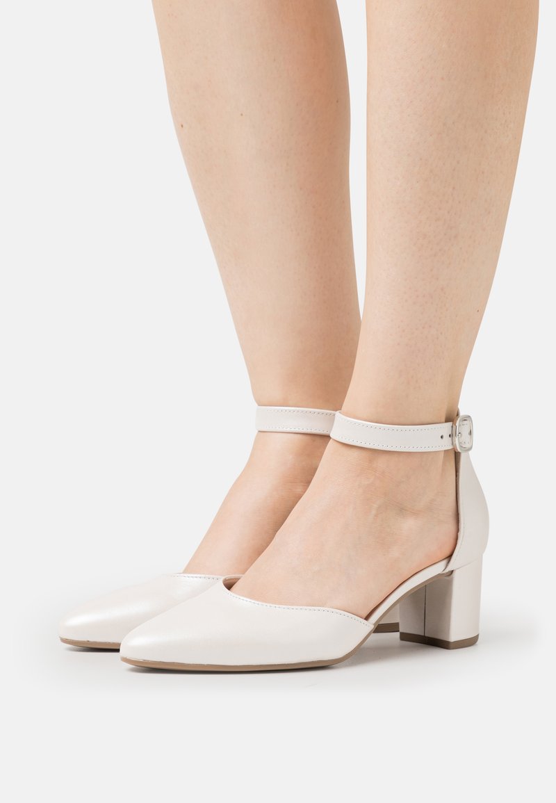 Gabor pumps offwhite Clearance