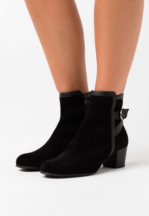 LEATHER - Ankle boot - black