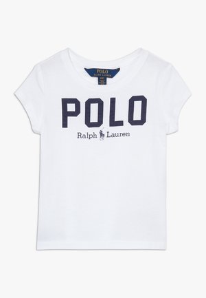 Chemise blanche à manches courtes pour tout-petit avec le texte « POLO Ralph Lauren » et un petit logo joueur de polo bleu marine sur le devant.