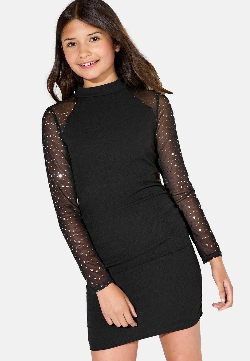 Schwarzes Kleid mit taillierter Passform und durchsichtigen langen Ärmeln, die mit Pailletten verziert sind. Hoher Kragen und glattes Material über das gesamte Kleid.
