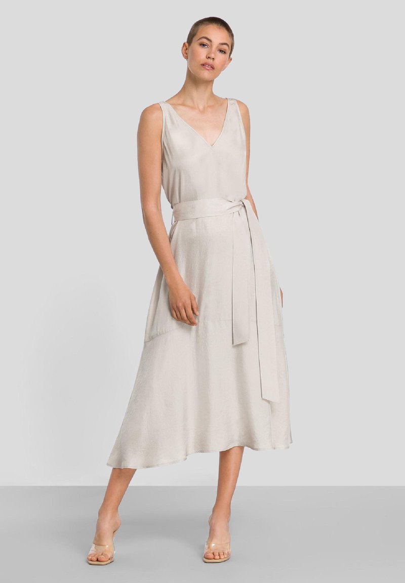 IVY OAK NELE Day dress champagner/beige Zalando.de