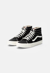 Vans SK8-HI TAPERED UNISEX - Sapatilhas de cano alto - black/natural