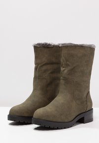 River Island Bottines - khaki