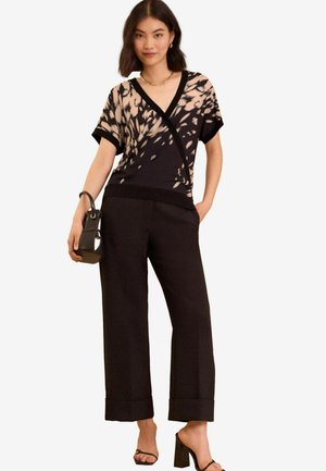 Love & Roses SHORT SLEEVE  REGULAR FIT - Marškinėliai su spaudiniu - black