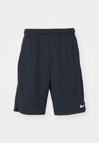 Námořnické sportovní šortky s elastickým pasem, bočními kapsami a bílým logem Nike na dolním levém předním díle. Hladká, lehká tkanina.