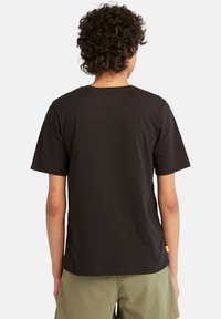 Timberland STACK LOGO REGULAR TEE - T-Shirt print - black