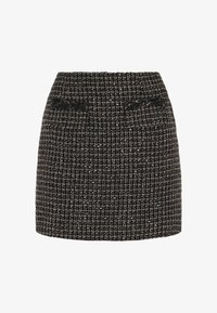 Kijelölve, black gold