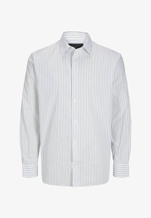 Biała koszula z długim rękawem na guziki z wąskimi pionowymi granatowymi paskami. Posiada klasyczny kołnierzyk i zapięcie na guziki. Wykonana z lekkiego materiału.