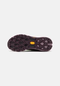 Merrell AGILITY PEAK 5 - Pantofi alergare trail - pear/burgundy